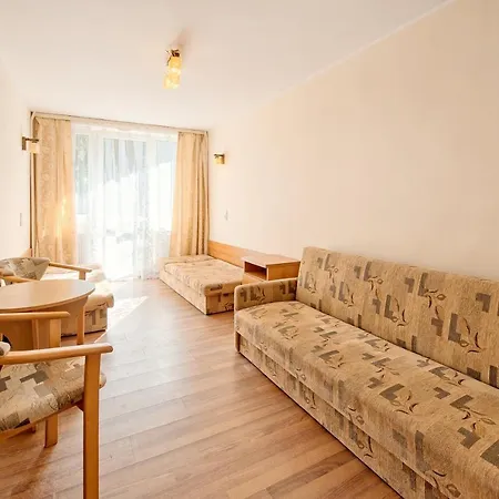 Kompleks wypoczynkowy Chemar2 *