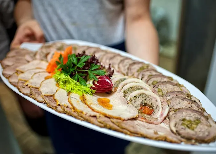 Kompleks wypoczynkowy Chemar2 *